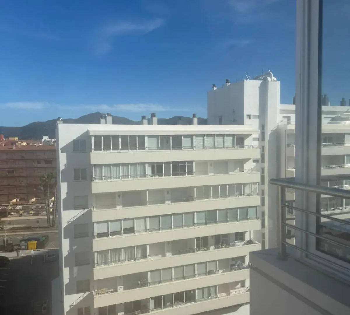 Appartement Moderne Premiere Ligne De Mer Avec Piscine Roses Spain